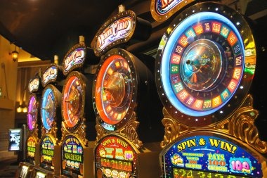 Formula 1 live race odds display on maxwin slot showing driver standings and race predictions